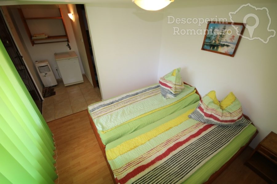Cazare-la-Casa-de-vacanta-Timisoreanu-din-Dubova-Mehedinti-Clisura-Dunarii-DescoperimRomania-84-900x600 Cazare la Casa de vacanta Timisoreanu din Dubova - Mehedinti - Clisura Dunarii - DescoperimRomania (84)