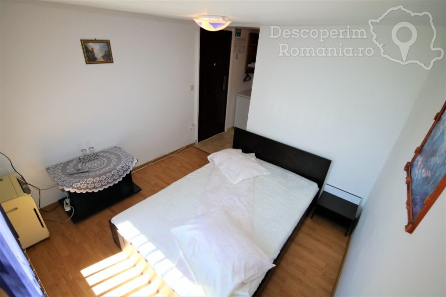 Cazare-la-Casa-de-vacanta-Timisoreanu-din-Dubova-Mehedinti-Clisura-Dunarii-DescoperimRomania-90-900x600 Cazare la Casa de vacanta Timisoreanu din Dubova - Mehedinti - Clisura Dunarii - DescoperimRomania (90)
