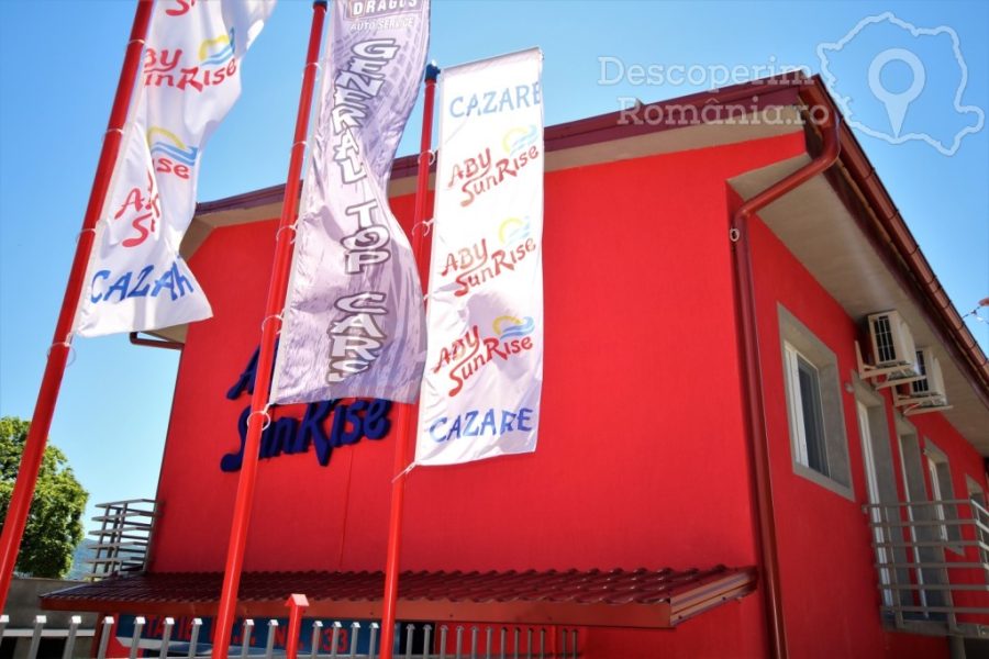 Cazare-la-Pensiunea-Aby-Sunrise-din-Orsova-Mehedinti-Cazanele-Dunarii-Oltenia-DescoperimRomania-1-900x600 Cazare la Pensiunea Aby Sunrise din Orsova - Mehedinti - Cazanele Dunarii - Oltenia - DescoperimRomania (1)