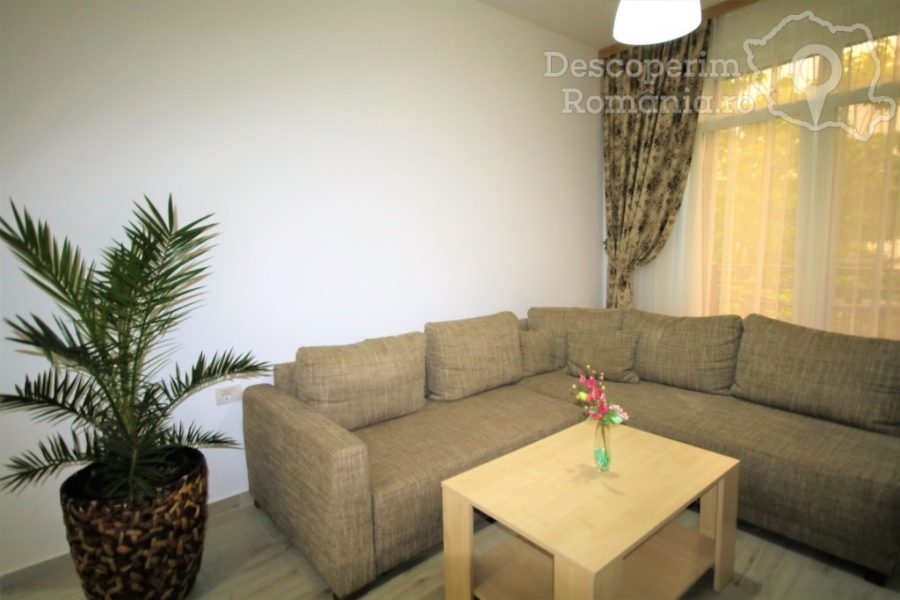 Cazare-la-Pensiunea-Aby-Sunrise-din-Orsova-Mehedinti-Cazanele-Dunarii-Oltenia-DescoperimRomania-140-900x600 Cazare la Pensiunea Aby Sunrise din Orsova - Mehedinti - Cazanele Dunarii - Oltenia - DescoperimRomania (140)