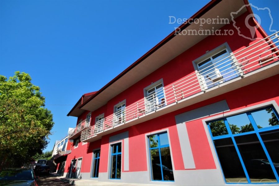 Cazare-la-Pensiunea-Aby-Sunrise-din-Orsova-Mehedinti-Cazanele-Dunarii-Oltenia-DescoperimRomania-20-900x600 Cazare la Pensiunea Aby Sunrise din Orsova - Mehedinti - Cazanele Dunarii - Oltenia - DescoperimRomania (20)