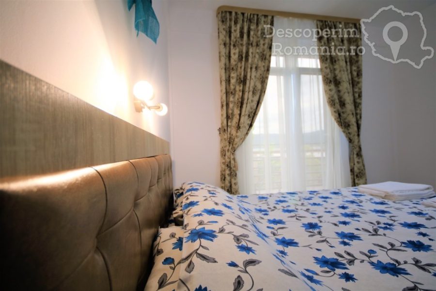 Cazare-la-Pensiunea-Aby-Sunrise-din-Orsova-Mehedinti-Cazanele-Dunarii-Oltenia-DescoperimRomania-45-900x600 Cazare la Pensiunea Aby Sunrise din Orsova - Mehedinti - Cazanele Dunarii - Oltenia - DescoperimRomania (45)