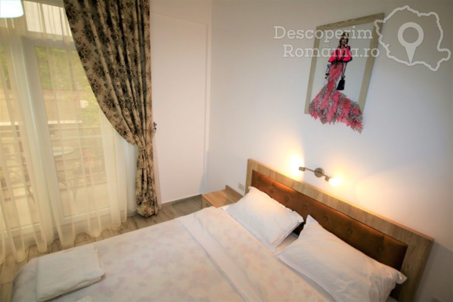 Cazare-la-Pensiunea-Aby-Sunrise-din-Orsova-Mehedinti-Cazanele-Dunarii-Oltenia-DescoperimRomania-64-900x600 Cazare la Pensiunea Aby Sunrise din Orsova - Mehedinti - Cazanele Dunarii - Oltenia - DescoperimRomania (64)