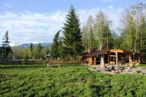 Cazare-la-Casa-Lus-din-Panaci-Vatra-Dornei-Bucovina-DescoperimRomania-17-300x200 Cazare la Casa Lus din Panaci - Vatra Dornei - Bucovina - DescoperimRomania (17)