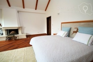 Cazare-la-Conacul-Domnitei-din-Polovragi-Oltenia-DescoperimRomania-31-300x200 Cazare la Conacul Domnitei din Polovragi - Oltenia - DescoperimRomania (31)