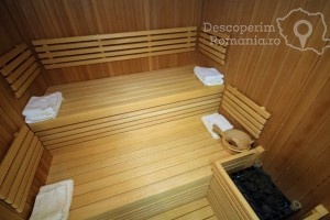 Cazare-la-Conacul-Domnitei-din-Polovragi-Oltenia-DescoperimRomania-67-300x200 Cazare la Conacul Domnitei din Polovragi - Oltenia - DescoperimRomania (67)