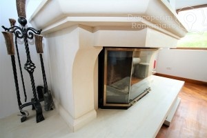 Cazare-la-Conacul-Domnitei-din-Polovragi-Oltenia-DescoperimRomania-8-300x200 Cazare la Conacul Domnitei din Polovragi - Oltenia - DescoperimRomania (8)