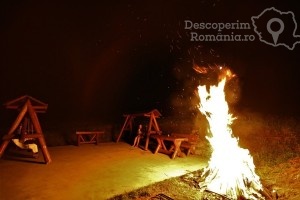 Cazare-la-Conacul-Domnitei-din-Polovragi-Oltenia-DescoperimRomania-85-300x200 Cazare la Conacul Domnitei din Polovragi - Oltenia - DescoperimRomania (85)