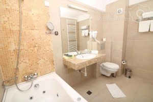 Cazare-la-Hotel-Carmen-din-Predeal-Valea-Prahovei-DescoperimRomania-12-300x200 Cazare la Hotel Carmen din Predeal - Valea Prahovei - DescoperimRomania (12)