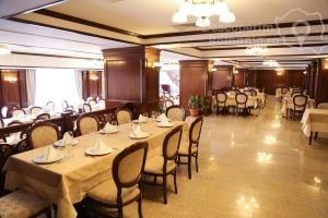 Cazare-la-Hotel-Carmen-din-Predeal-Valea-Prahovei-DescoperimRomania-41-300x200 Cazare la Hotel Carmen din Predeal - Valea Prahovei - DescoperimRomania (41)