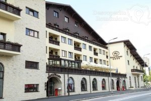 Cazare-la-Hotel-Carmen-din-Predeal-Valea-Prahovei-DescoperimRomania-5-300x200 Cazare la Hotel Carmen din Predeal - Valea Prahovei - DescoperimRomania (5)