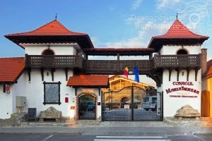 Cazare-la-Conacul-Maria-Therela-din-Orlat-Marginimea-Sibiului-DescoperimRomania-35-300x200 Cazare la Conacul Maria Therela din Orlat - Marginimea Sibiului - DescoperimRomania (35)