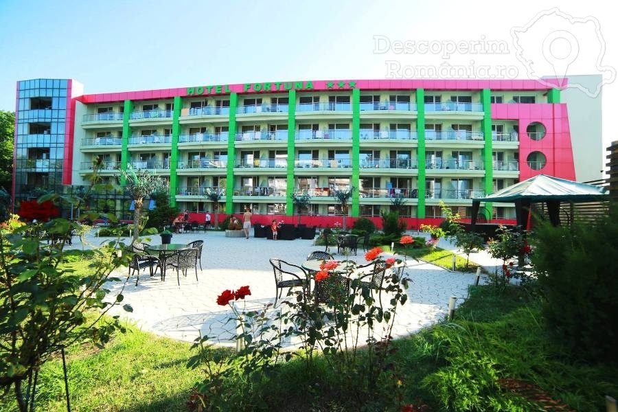 Cazare-la-Hotel-Fortuna-din-Eforie-Nord-Litoralul-Marii-Negre-DescoperimRomania.ro_-900x600 Cazare la Hotel Fortuna din Eforie Nord - Litoralul Marii Negre - DescoperimRomania.ro