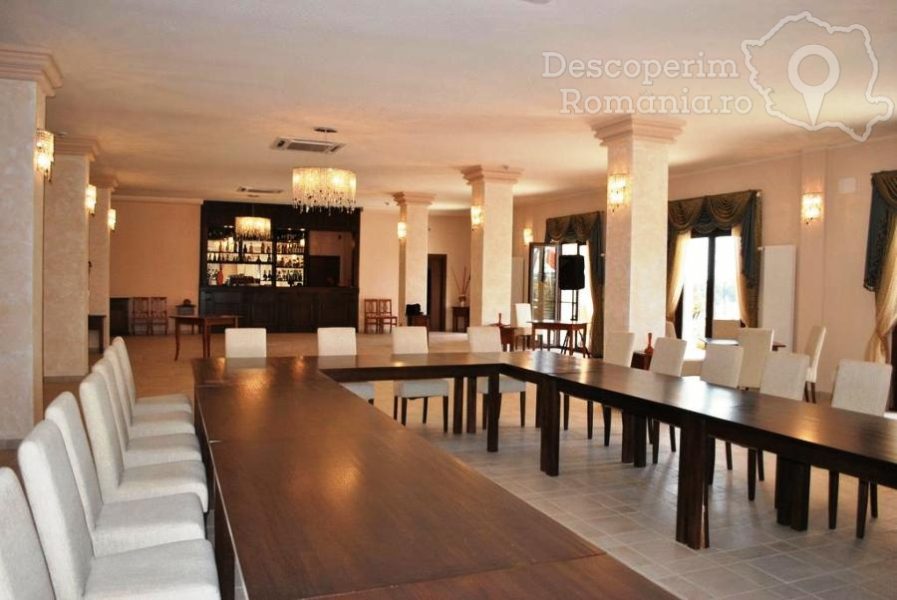 Cazare-la-Insieme-Grand-Resort-din-Pitaru-Bucuresti-si-imprejurimi-DescoperimRomania-38-897x600 Cazare la Insieme Grand Resort din Pitaru - Bucuresti si imprejurimi - DescoperimRomania (38)