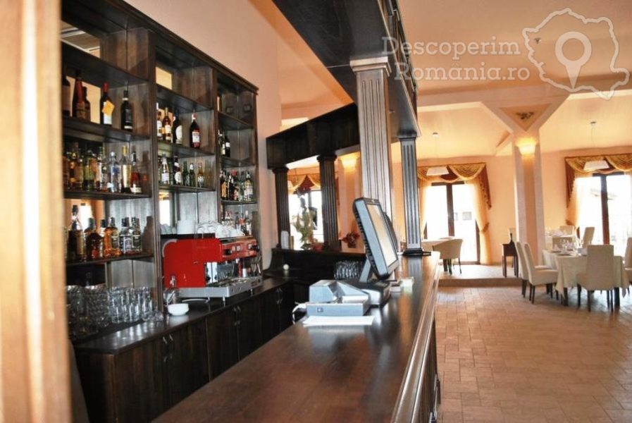 Cazare-la-Insieme-Grand-Resort-din-Pitaru-Bucuresti-si-imprejurimi-DescoperimRomania-39-897x600 Cazare la Insieme Grand Resort din Pitaru - Bucuresti si imprejurimi - DescoperimRomania (39)