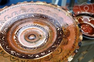 Iubrea-de-lut-transpusă-în-artă-Meşterul-Dumitru-Coneru-10-300x200 Iubrea de lut transpusă în artă - Meşterul Dumitru Coneru (10)