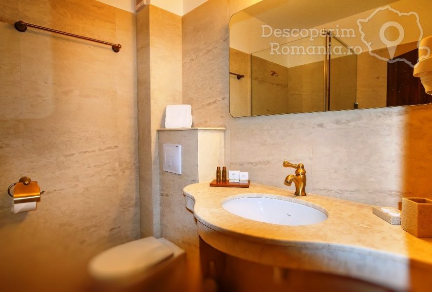Cazare-la-Hotel-Popasul-Pescarilor-din-Olimp-Litoralul-Marii-Negre-DescoperimRomania-36-887x600 Cazare la Hotel Popasul Pescarilor din Olimp - Litoralul Marii Negre - DescoperimRomania (36)
