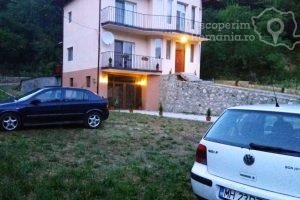 Cazare-la-Casa-Patryk-din-Orsova-Cazanele-Dunarii-DescoperimRomania-20-300x200 Cazare la Casa Patryk din Orsova - Cazanele Dunarii - DescoperimRomania (20)