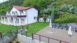 Cazare-la-DuoBlanc-Villa-din-Dubova-Cazanele-Dunarii-DescoperimRomania-13-300x169 Cazare la DuoBlanc Villa din Dubova - Cazanele Dunarii - DescoperimRomania (13)