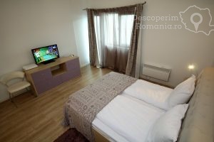 Cazare-la-DuoBlanc-Villa-din-Dubova-Cazanele-Dunarii-DescoperimRomania-74-300x200 Cazare la DuoBlanc Villa din Dubova - Cazanele Dunarii - DescoperimRomania (74)