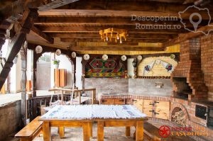 Cazare-la-Pensiunea-Casa-Denisa-din-Sieu-Maramures-DescoperimRomania-24-300x199 Cazare la Pensiunea Casa Denisa din Sieu - Maramures- DescoperimRomania (24)