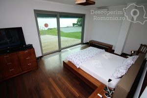 Cazare-la-Villa-Daphna-din-Eselnita-Cazanele-Dunarii-DescoperimRomania-136-300x200 Cazare la Villa Daphna din Eselnita - Cazanele Dunarii - DescoperimRomania (136)