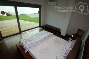 Cazare-la-Villa-Daphna-din-Eselnita-Cazanele-Dunarii-DescoperimRomania-138-300x200 Cazare la Villa Daphna din Eselnita - Cazanele Dunarii - DescoperimRomania (138)