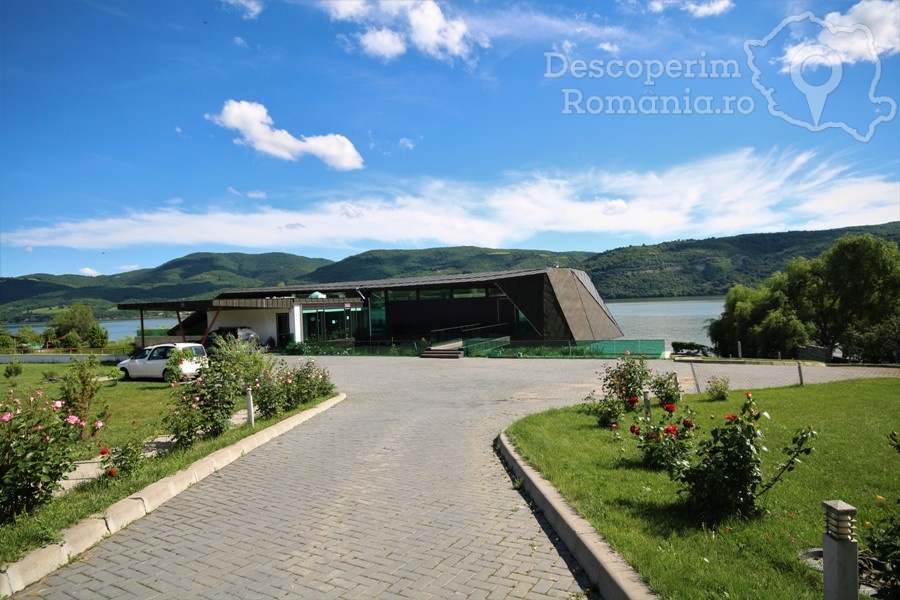 Cazare la Villa Daphna din Eselnita