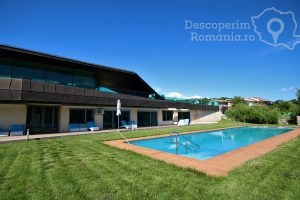 Cazare-la-Villa-Daphna-din-Eselnita-Cazanele-Dunarii-DescoperimRomania-60-300x200 Cazare la Villa Daphna din Eselnita - Cazanele Dunarii - DescoperimRomania (60)
