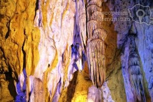 Pestera-Muierii-Cea-mai-vizitata-pestera-Cazare-Oltenia-Atractii-Oltenia-DescoperimRomania.ro-22-300x200 Pestera Muierii - Cea mai vizitata pestera - Cazare Oltenia - Atractii Oltenia - DescoperimRomania.ro (22)