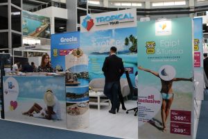 Targul-de-Turism-al-Olteniei-Prietenie-TurismFamilie-DescoperimRomania-11-min-300x200 Targul de Turism al Olteniei - Prietenie TurismFamilie - DescoperimRomania (11)-min