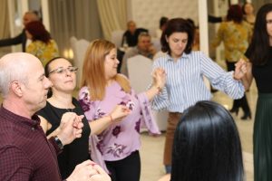 Targul-de-Turism-al-Olteniei-Prietenie-TurismFamilie-DescoperimRomania-79-min-300x200 Targul de Turism al Olteniei - Prietenie TurismFamilie - DescoperimRomania (79)-min