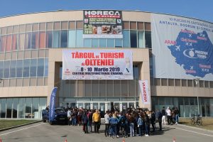 Targul-de-Turism-al-Olteniei-Prietenie-TurismFamilie-DescoperimRomania-8-min-300x200 Targul de Turism al Olteniei - Prietenie TurismFamilie - DescoperimRomania (8)-min