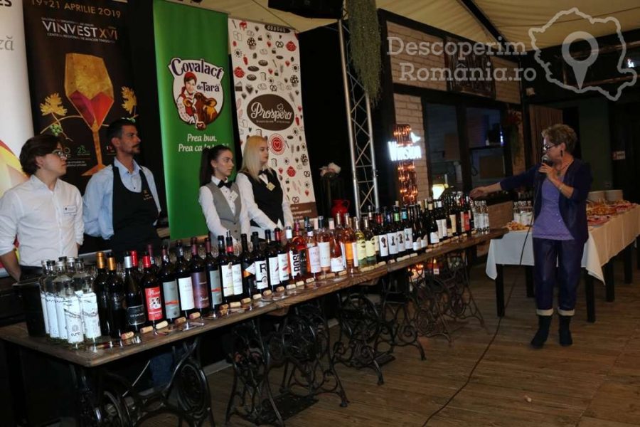 Degustare-specială-într-un-regal-al-vinurilor-prezente-la-VINVEST-2019-24-900x600 Degustare specială, într-un regal al vinurilor prezente la VINVEST 2019 (24)