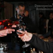 Degustare-specială-într-un-regal-al-vinurilor-prezente-la-VINVEST-2019-30-180x180 Degustare specială, într-un regal al vinurilor prezente la VINVEST 2019