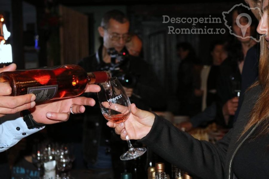 Degustare-specială-într-un-regal-al-vinurilor-prezente-la-VINVEST-2019-30-900x600 Degustare specială, într-un regal al vinurilor prezente la VINVEST 2019 (30)