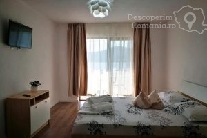 Cazare-la-Casa-de-la-Dunare-din-Eselnita-Cazare-Eselnita-DescoperimRomania-12-300x200 Cazare la Casa de la Dunare din Eselnita - Cazare Eselnita - DescoperimRomania (12)