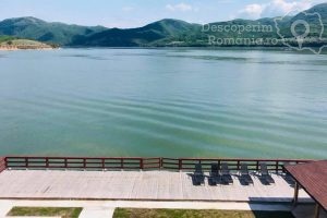 Cazare-la-Casa-de-la-Dunare-din-Eselnita-Cazare-Eselnita-DescoperimRomania-20-300x200 Cazare la Casa de la Dunare din Eselnita - Cazare Eselnita - DescoperimRomania (20)