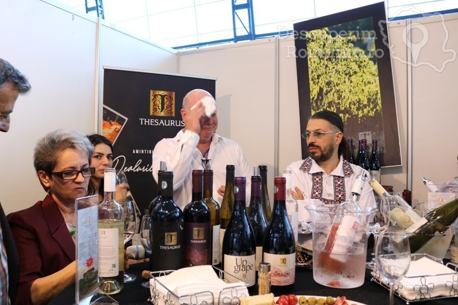 VINVEST Degustări speciale și vinuri produse la Muntele Athos – DescoperimRomania (21)