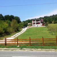 Cazare la Casa Sarti din Eselnita - Cazare Eselnitia