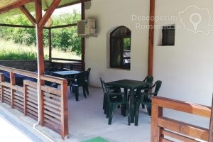 Cazare-la-Casa-Sarti-din-Eselnita-Cazare-Eselnitia-Cazare-Cazanele-Dunarii-DescoperimRomania-63-300x200 Cazare la Casa Sarti din Eselnita - Cazare Eselnitia - Cazare Cazanele Dunarii - DescoperimRomania (63)