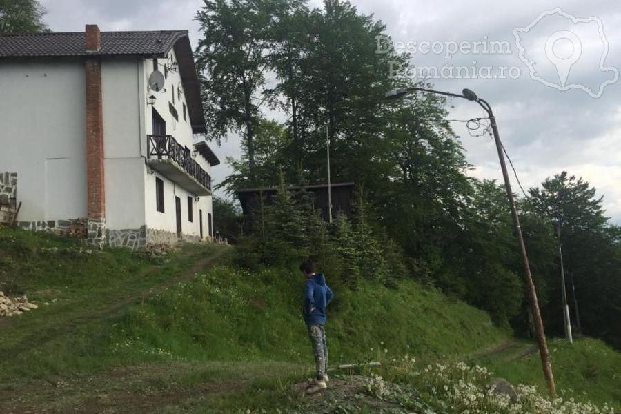 Cazare la Pensiunea Tirol din Parang