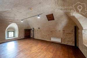 Muzeul-Sfântul-Ierarh-Dosoftei-–-Mitropolitul-DescoperimRomania-4-300x200 Muzeul Sfântul Ierarh Dosoftei – Mitropolitul - DescoperimRomania (4)
