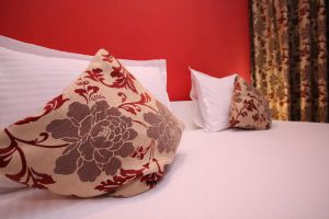 Cazare-la-Comfort-Apartments-Timisoara-Apartament-Bordeaux-Cazare-in-Timisoara-DescoperimRomania.ro-7-300x200 Cazare la Comfort Apartments Timisoara - Apartament Bordeaux - Cazare in Timisoara - DescoperimRomania.ro (7)