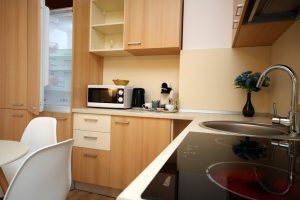 Cazare-la-Comfort-Apartments-Timisoara-Apartament-Brownie-Cazare-in-Timisoara-DescoperimRomania.ro-13-300x200 Cazare la Comfort Apartments Timisoara - Apartament Brownie - Cazare in Timisoara - DescoperimRomania.ro (13)