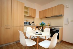 Cazare-la-Comfort-Apartments-Timisoara-Apartament-Brownie-Cazare-in-Timisoara-DescoperimRomania.ro-14-300x200 Cazare la Comfort Apartments Timisoara - Apartament Brownie - Cazare in Timisoara - DescoperimRomania.ro (14)
