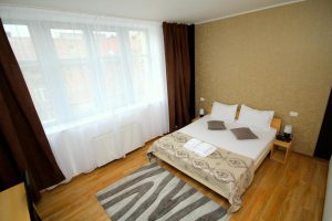 Cazare-la-Comfort-Apartments-Timisoara-Apartament-Clasic-Cazare-in-Timisoara-DescoperimRomania.ro-2-300x200 Cazare la Comfort Apartments Timisoara - Apartament Clasic - Cazare in Timisoara - DescoperimRomania.ro (2)