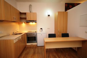 Cazare-la-Comfort-Apartments-Timisoara-Apartament-Coral-Cazare-in-Timisoara-DescoperimRomania.ro-15-1-300x200 Cazare la Comfort Apartments Timisoara - Apartament Coral - Cazare in Timisoara - DescoperimRomania.ro (15)