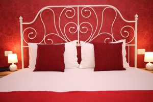Cazare-la-Comfort-Apartments-Timisoara-Apartament-Romantic-Cazare-in-Timisoara-DescoperimRomania.ro-22-300x200 Cazare la Comfort Apartments Timisoara - Apartament Romantic - Cazare in Timisoara - DescoperimRomania.ro (22)