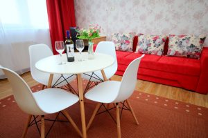 Cazare-la-Comfort-Apartments-Timisoara-Apartament-Romantic-Cazare-in-Timisoara-DescoperimRomania.ro-6-300x200 Cazare la Comfort Apartments Timisoara - Apartament Romantic - Cazare in Timisoara - DescoperimRomania.ro (6)